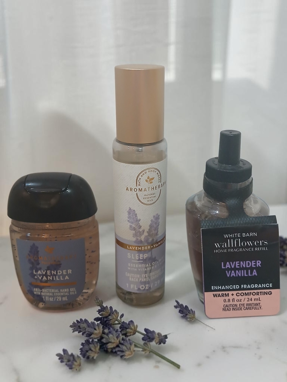 Lavender Vanilla Wallflowers Refill, Essential Oil And Pocketbac- Purple & Black